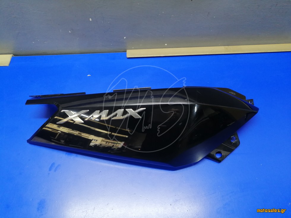 Πωλείται Μεταχειρισμένο - Καπάκι Ουράς Δεξι Yamaha X-MAX 250 MY15 