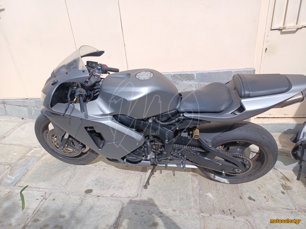 Πωλείται Μεταχειρισμένο Super Sport Honda CBR 600RR του 2006 