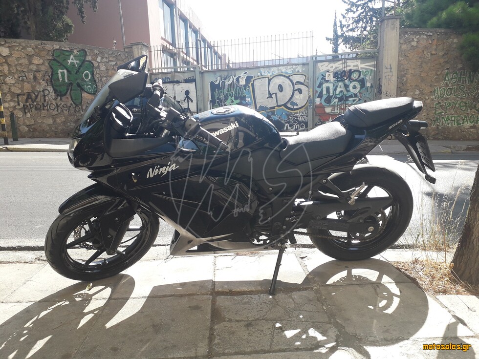 Πωλείται Μεταχειρισμένο Street Kawasaki Ninja 250 R του 2009 