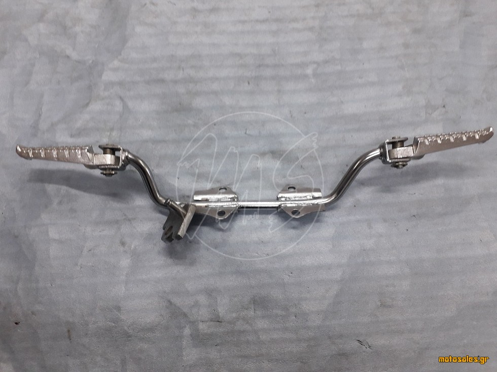 Πωλείται Καινούργιο - Βάση Μασπιέ Οδηγου Αριστερή Honda C-50 GLX -90 