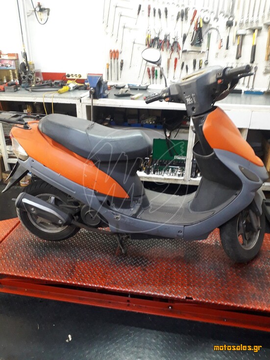 Πωλείται Μεταχειρισμένο Scooter Jianshe  του 2004 