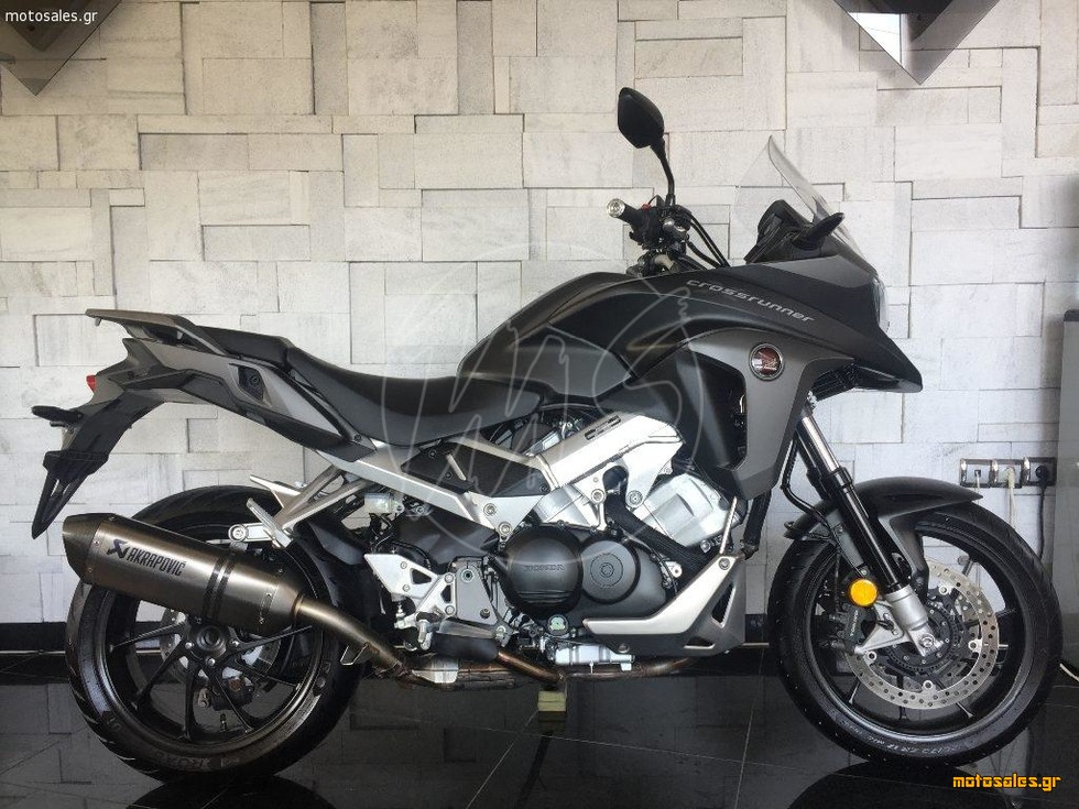 Πωλείται Μεταχειρισμένο Sport Touring Honda Crossrunner του 2015 