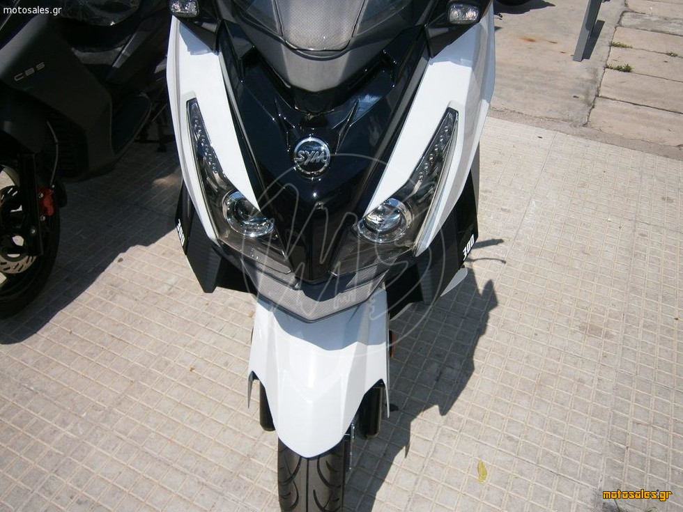 Πωλείται Καινούργιο Scooter Vespa CRUISYM--300--ABS του 2017 